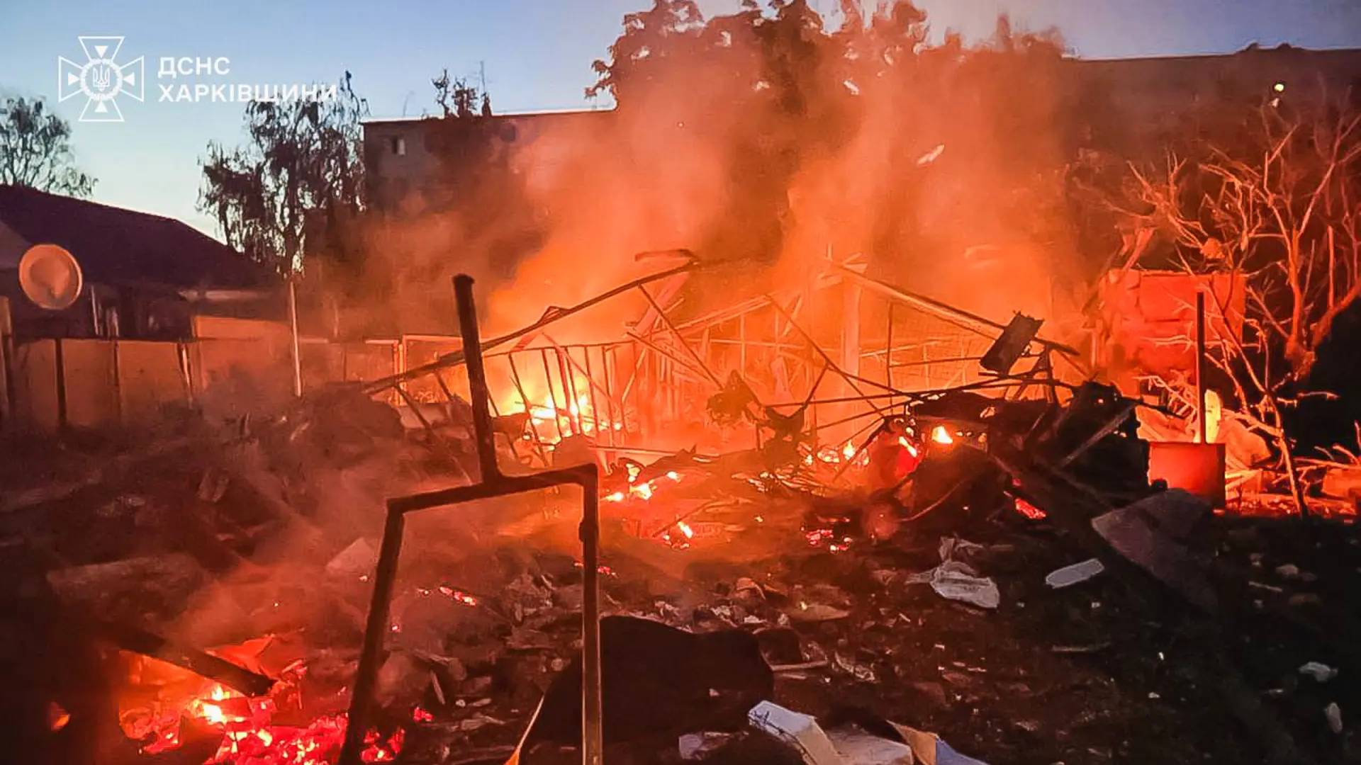 Harkov napad rat Ukrajina Tanjug Ukrainian Emergency Service via AP-6a34e08f395e9.webp