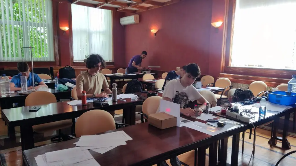 Institut za fiziku-6a3a3765ba855.webp