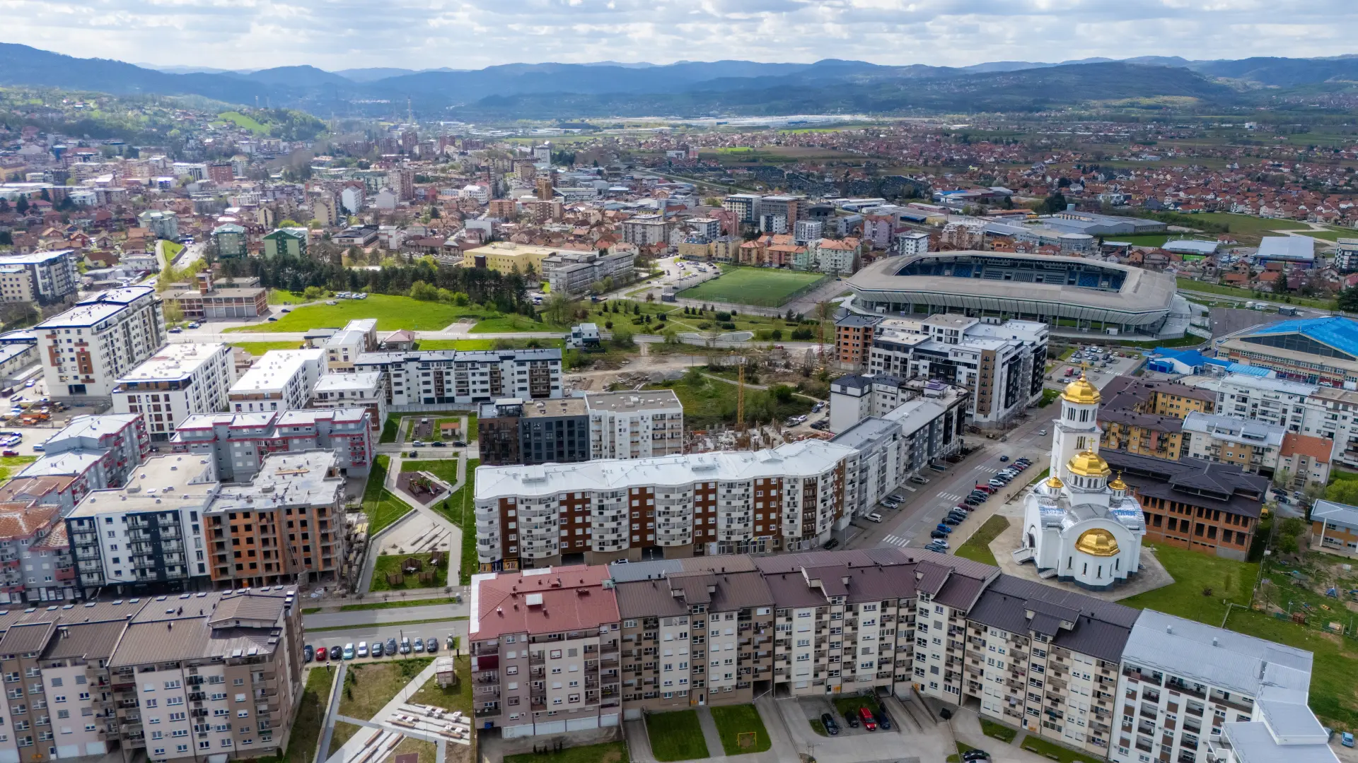 Loznica shutterstock_2614831981-6a43865f581d7.webp