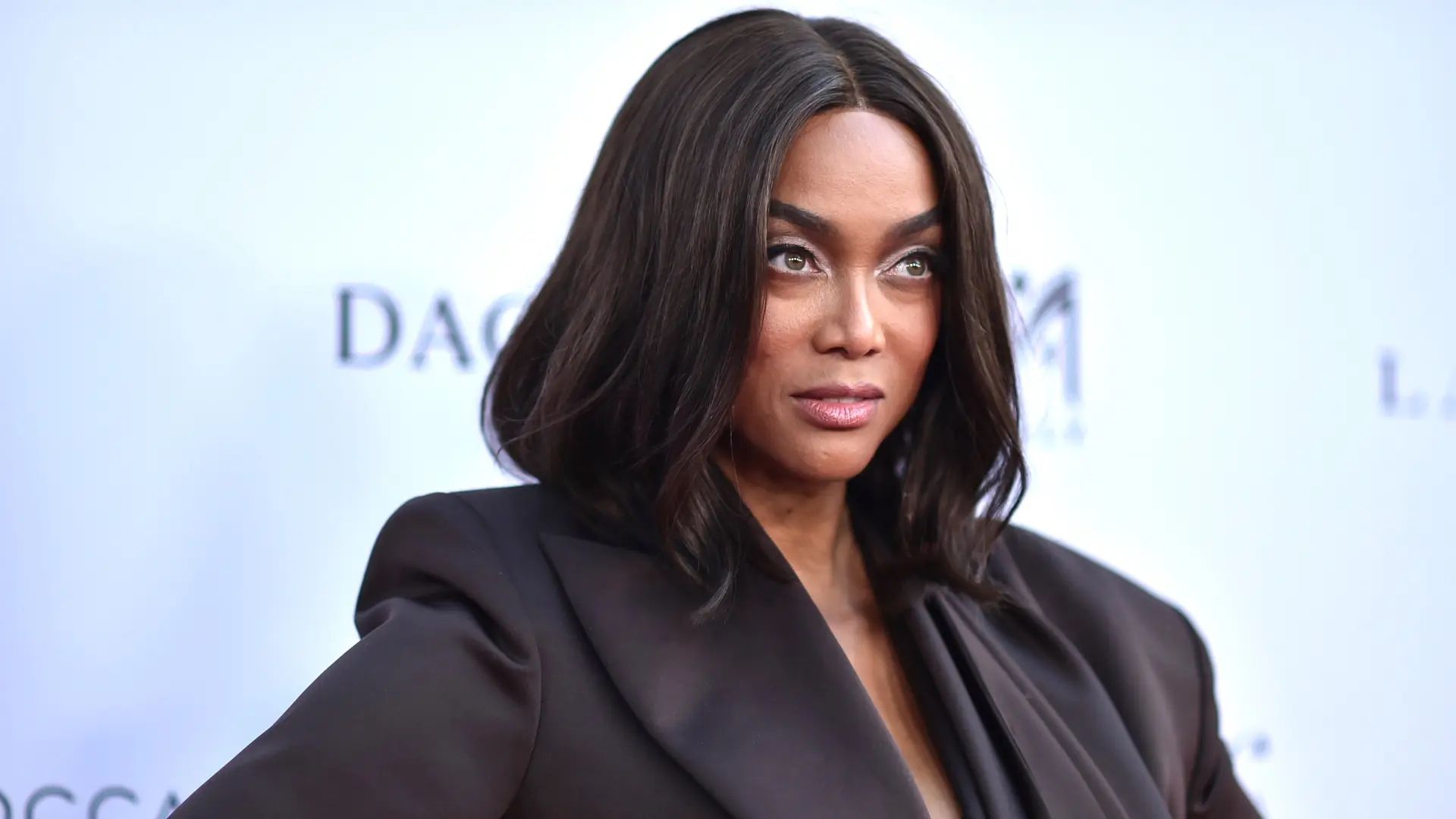Tyra Banks tajra benks Richard ShotwellInvisionAP-6a2fbaea03e15.webp