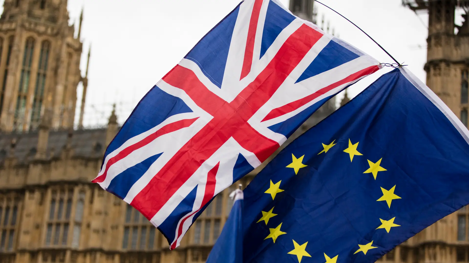 Velika Britanija EU Shutterstock-6a37991f81b24.webp