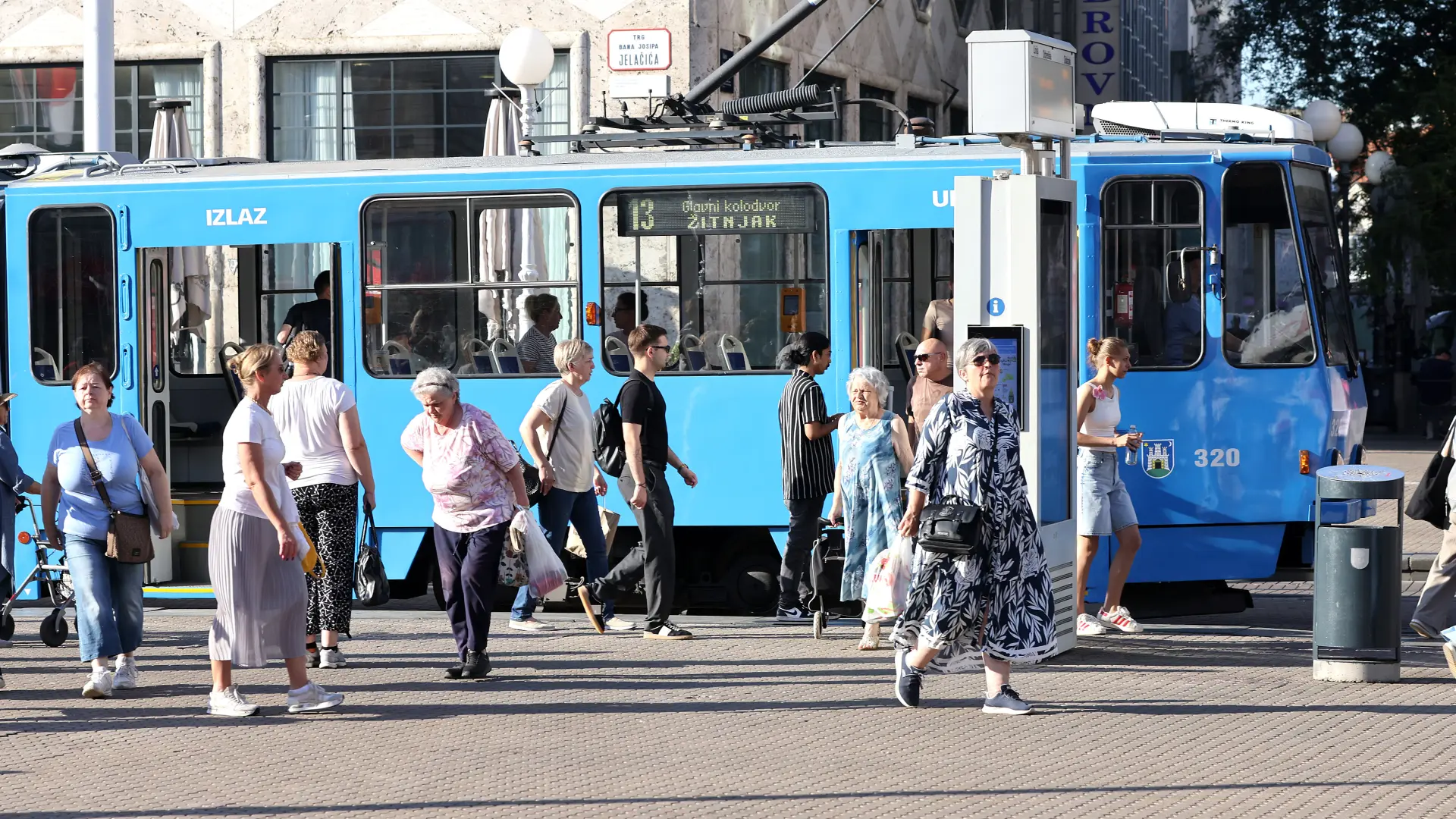 Zagreb Hrvatska vrućine tramvaj PIXSELL Patrik Macek-6a3d19ff06f57.webp