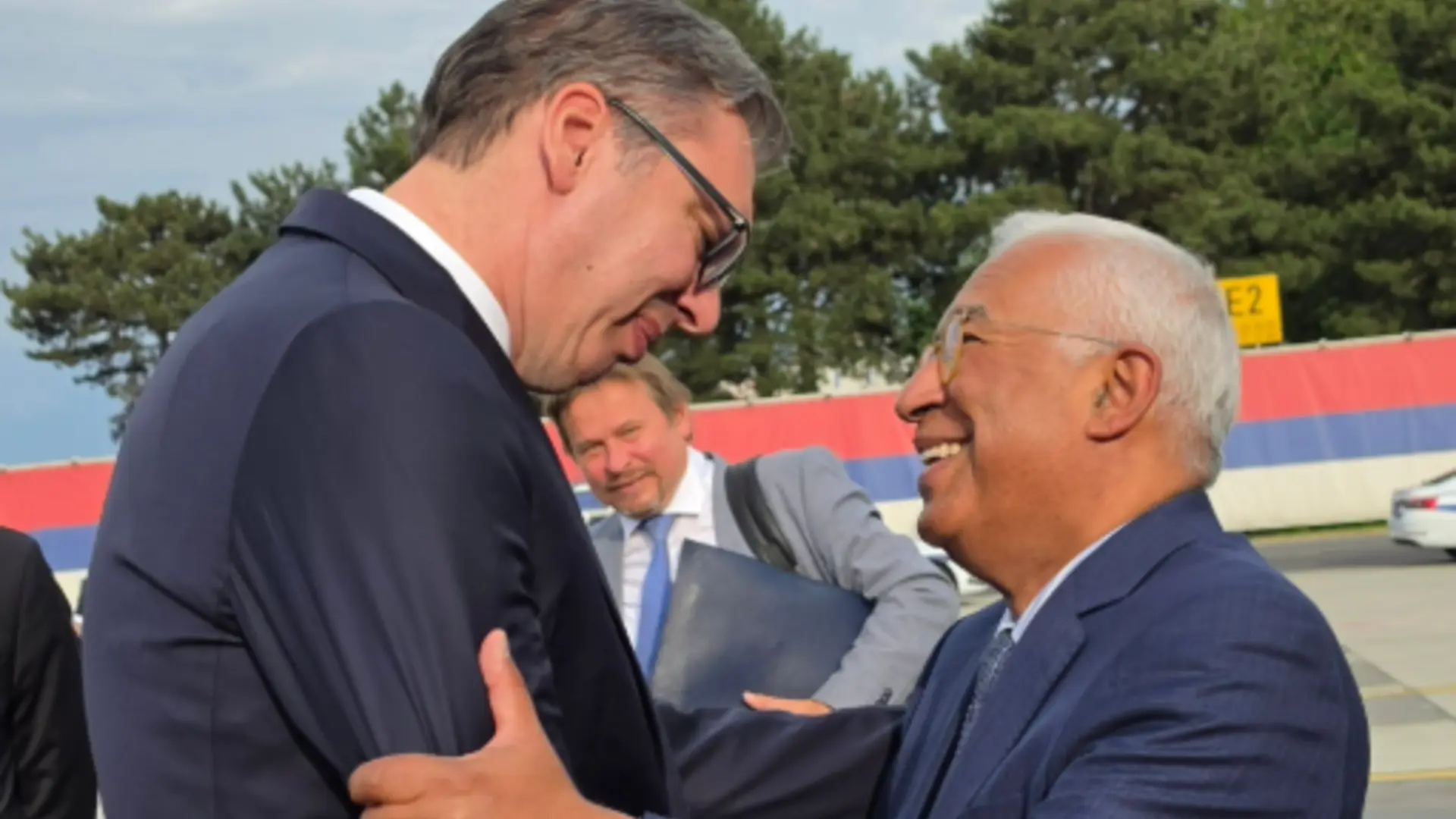 aleksandar vučić i antonio košta-6a206734ed0df.webp