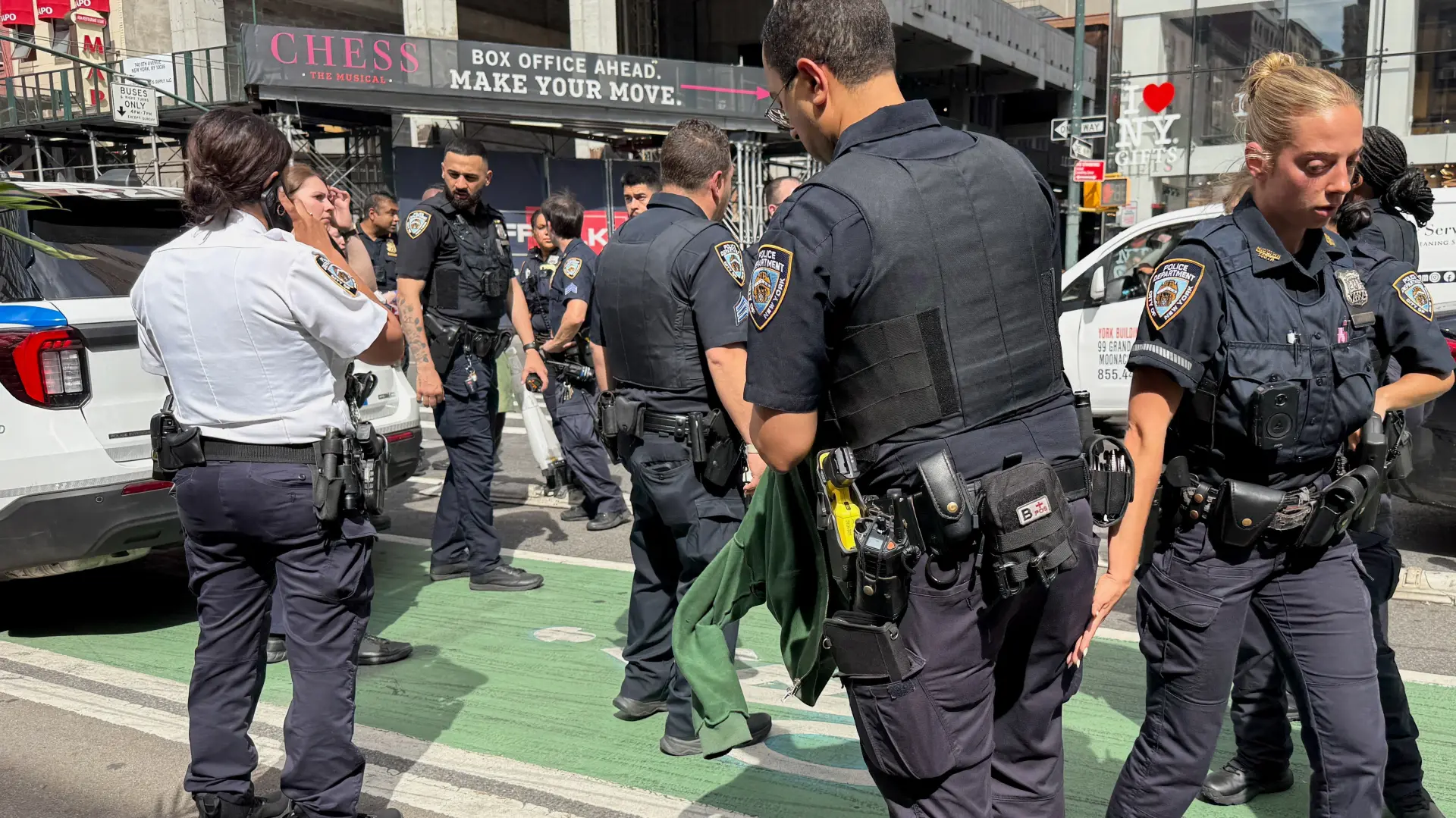 američka policija Tajms skver pucnjava REUTERS Andrew Hofstetter-6a34fb0a5a123.webp