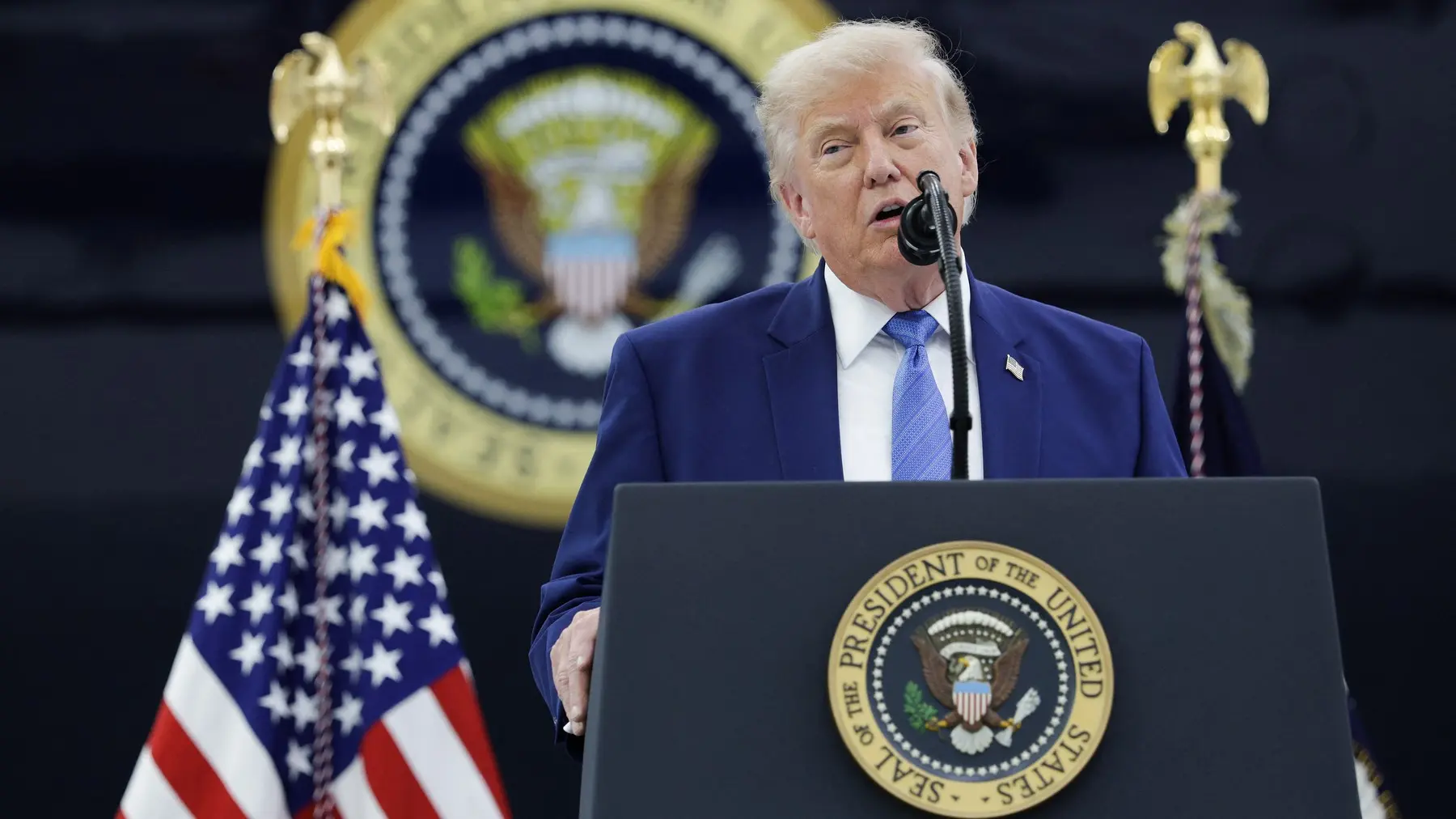 donald tramp profimedia-1111288219-6a37f0440b0f7.webp