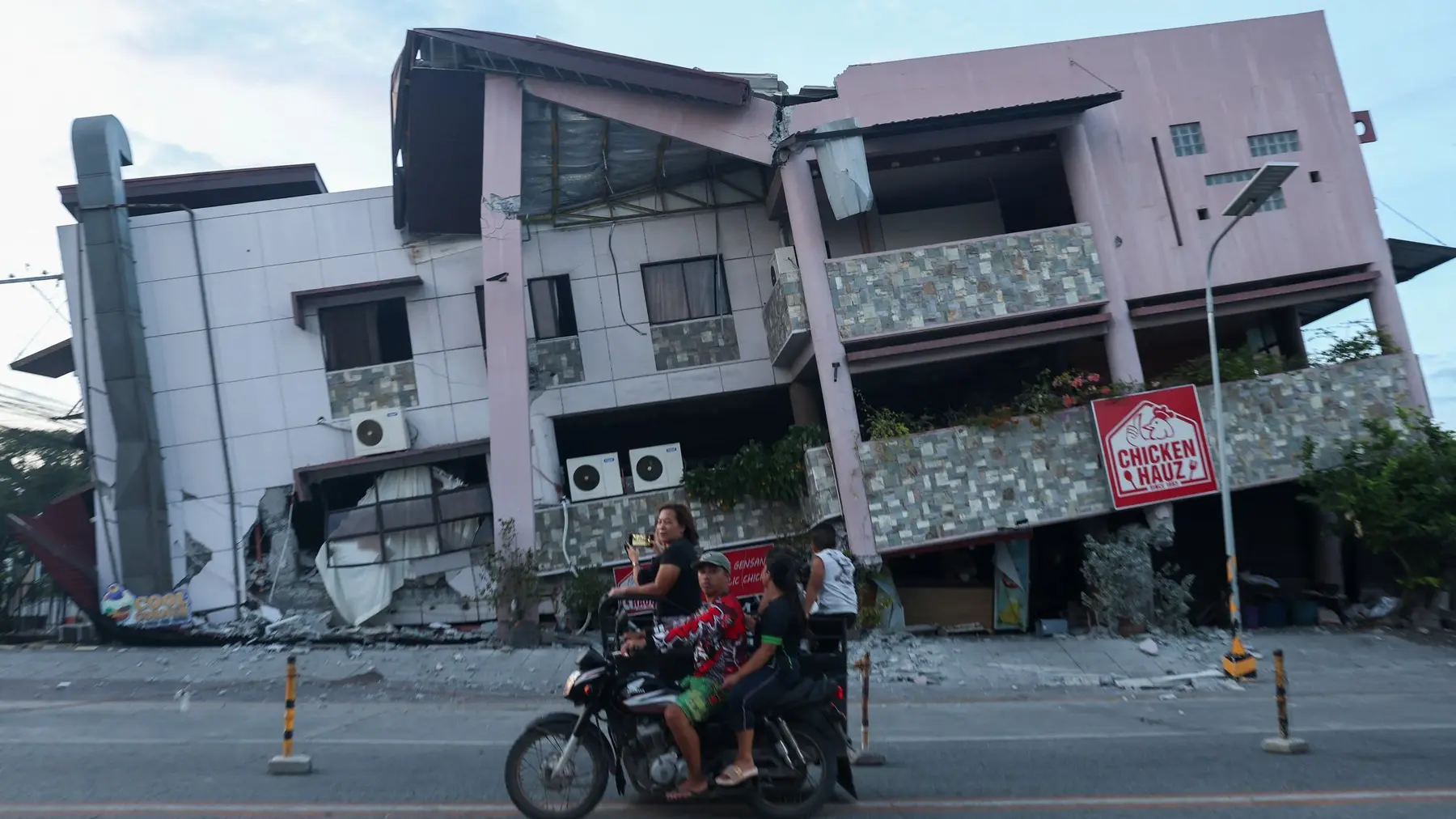 filipini zemljotres profimedia-1108884574-6a26d91b3fa96.webp