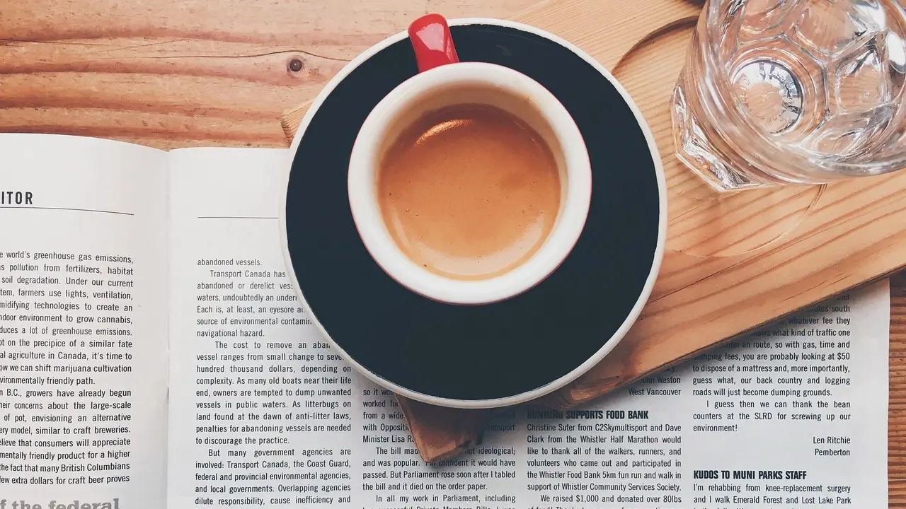 kafa, kafa i voda, ispijanje kafe, pixabay-6a3eb8208f3ee.webp