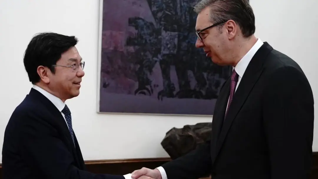 kaj-fu li i aleksandar vučić-6a38f41182d22.webp