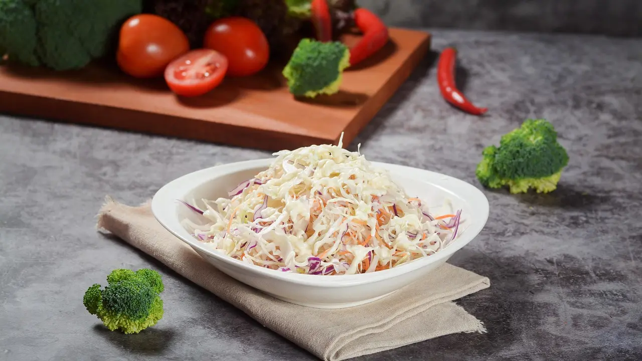 salata, salata sa celerom, pixabay, gastro-6a40defe010ae.webp