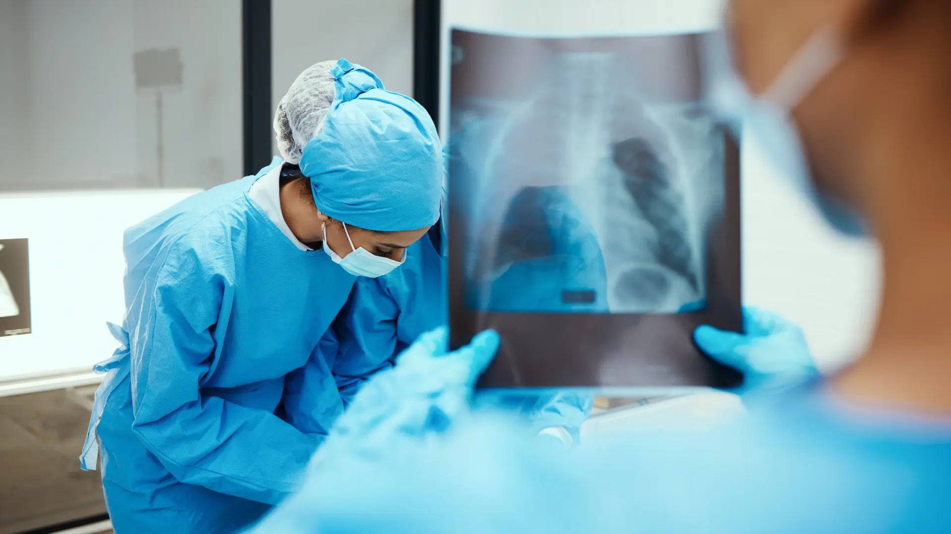 shutterstock_2233657905 transplantacija pluća operacija bolnica-6a38f18436c79.webp