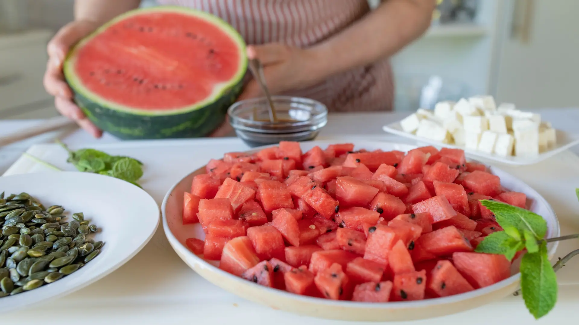 shutterstock_2481977687 lubenica watermelon-6a27b9d146f39.webp
