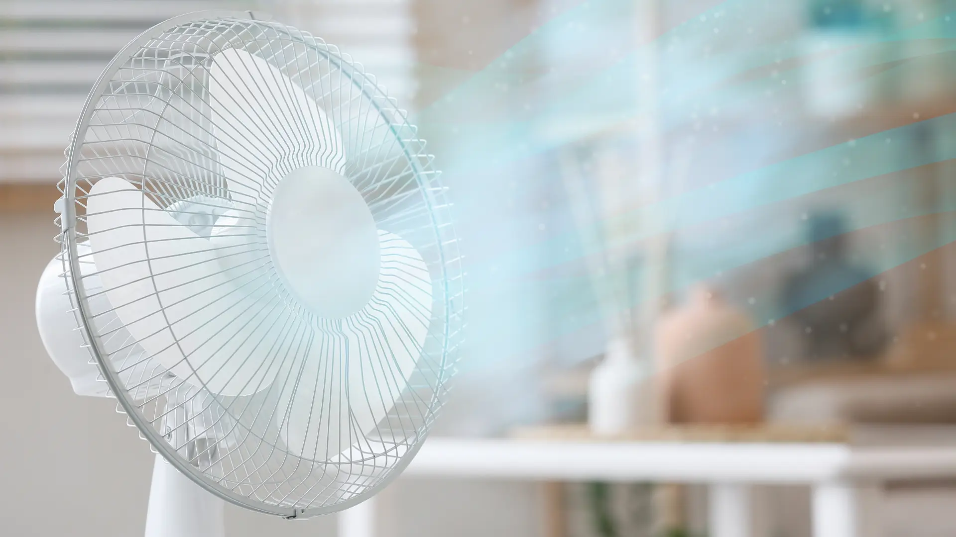 shutterstock_2776040525 ventilator rashlađivanje vrućina-6a42c50d5409a.webp