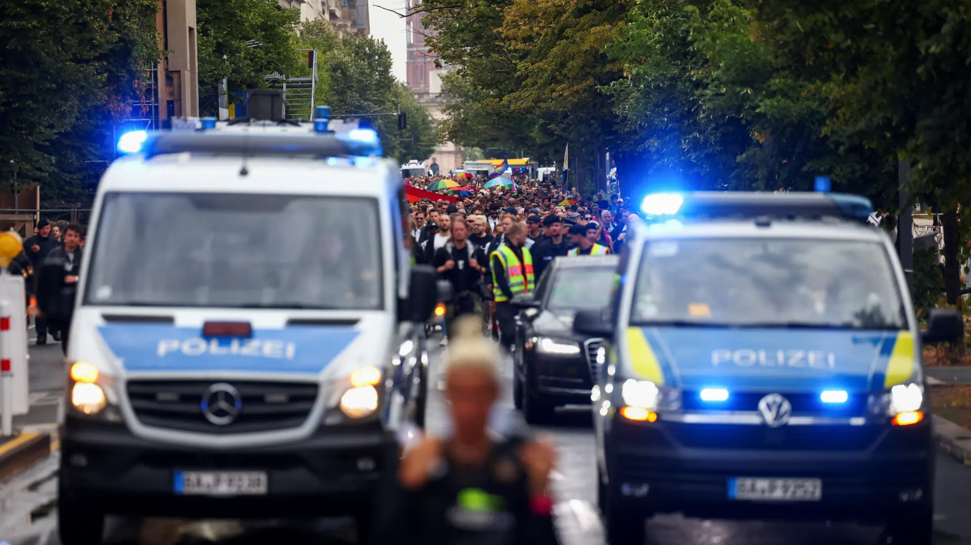 Berlin prajd policija REUTERS Christian Mang-6a67324129523.webp