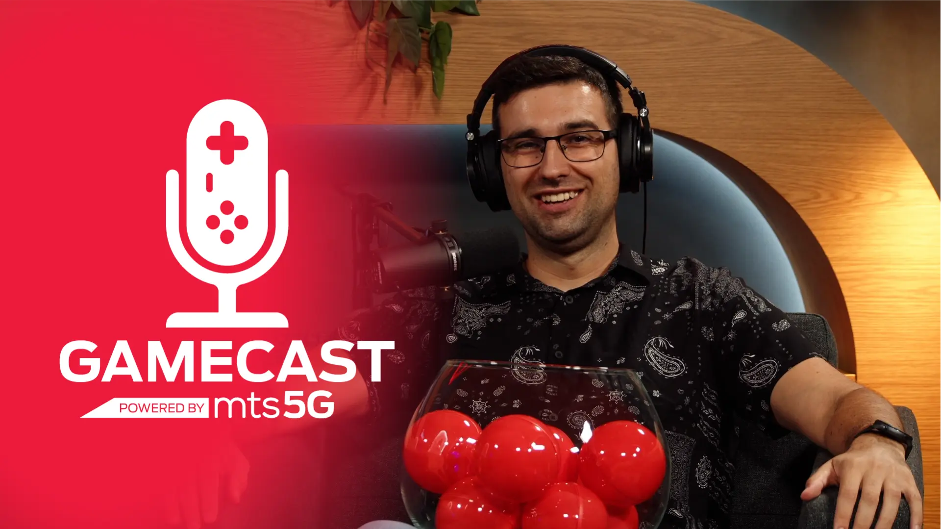GameCast_by_mts-6a69c990e27bc.webp
