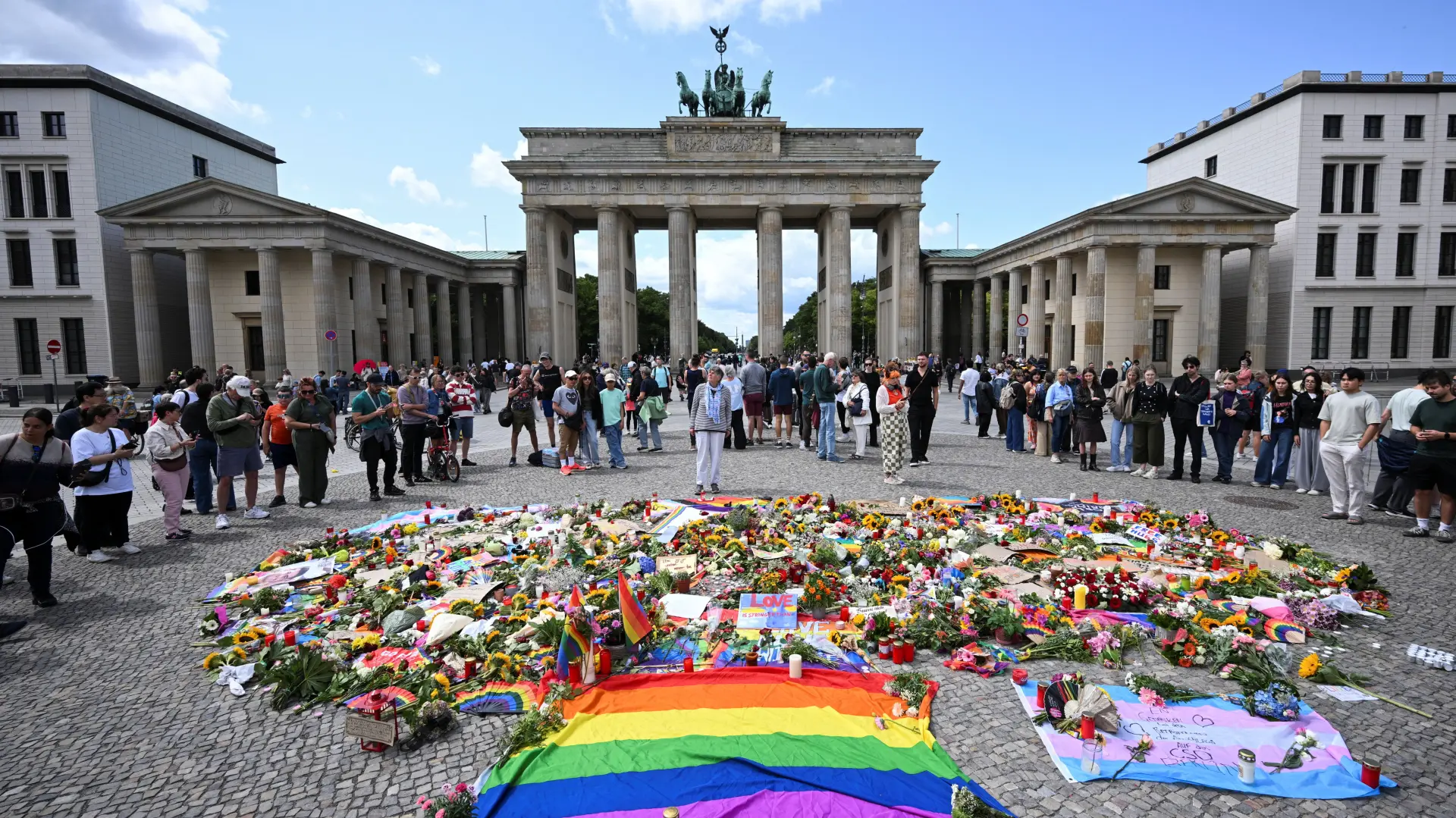 Napad Berlin Parada ponosa REUTERS Annegret Hilse-6a68bd6d8dc39.webp