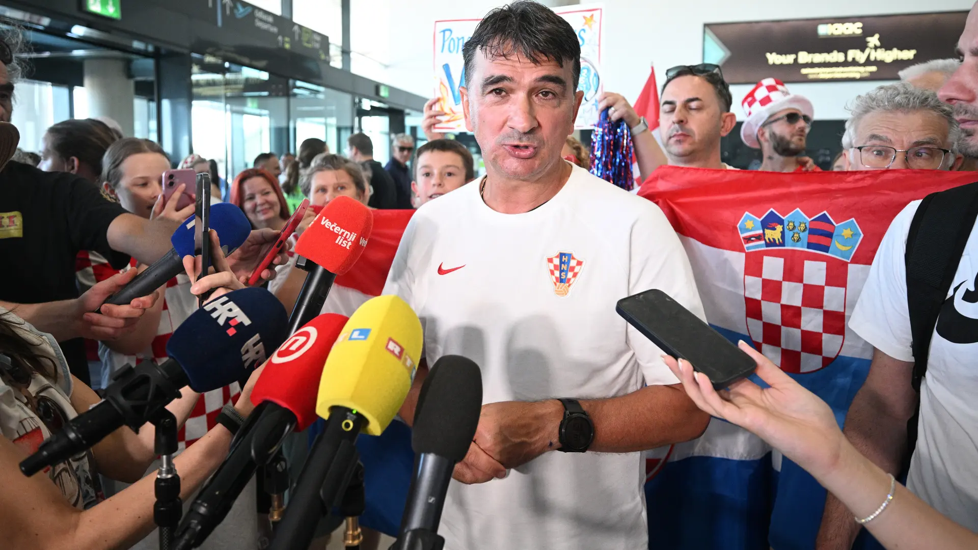 PXL_040726_154755050 zlatko dalic Davor PuklavecPIXSELL-6a50fcee49dd2.webp