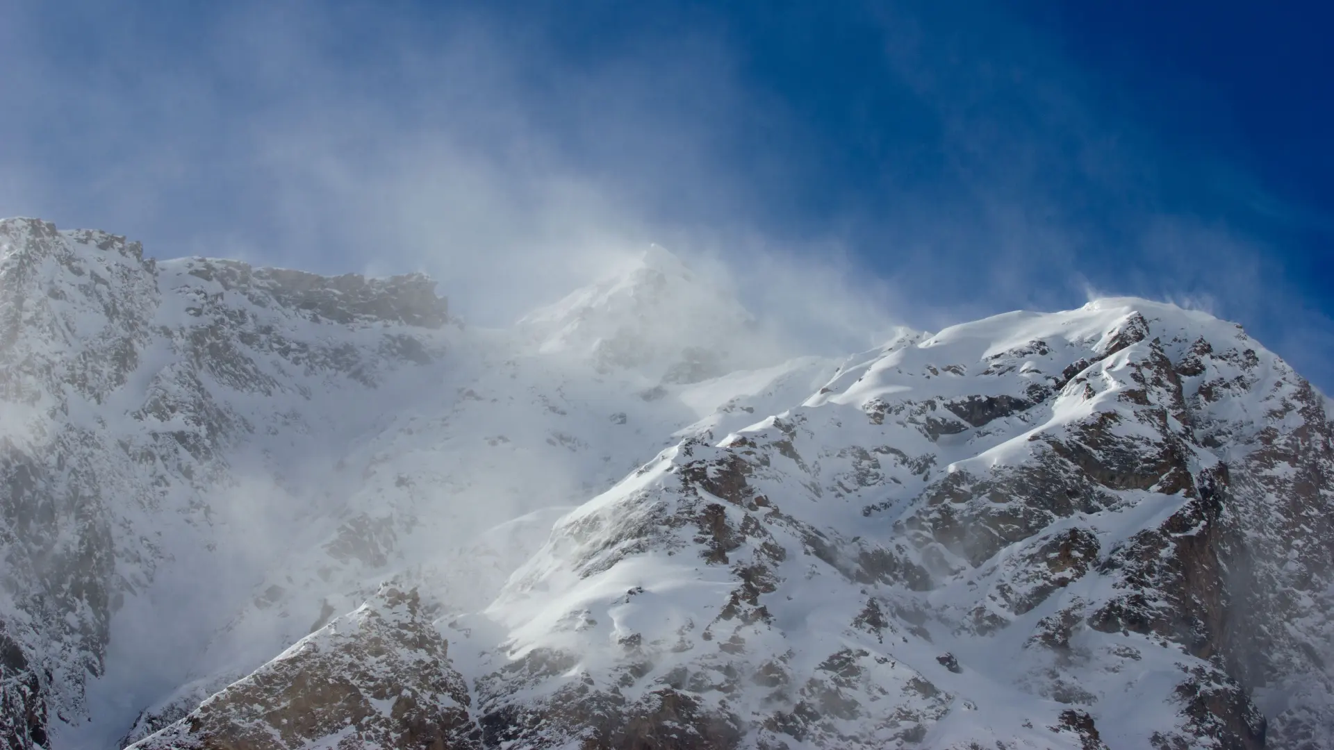Planina Elbrus Rusija Pixabay-6a65bf63bcf75.webp