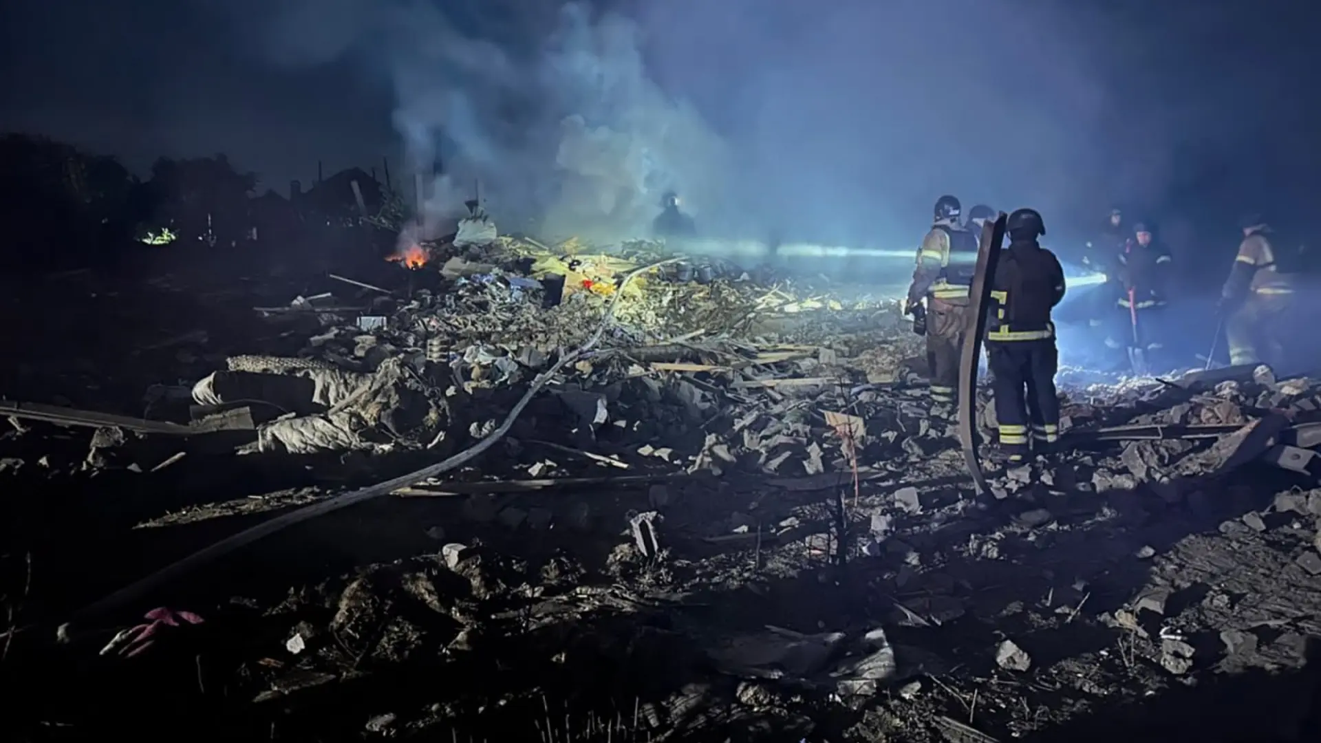 Tan2026-07-3009161850_5 ruski napad ukrajina Ukrainian Emergency Service via AP-6a6b06346117e.webp