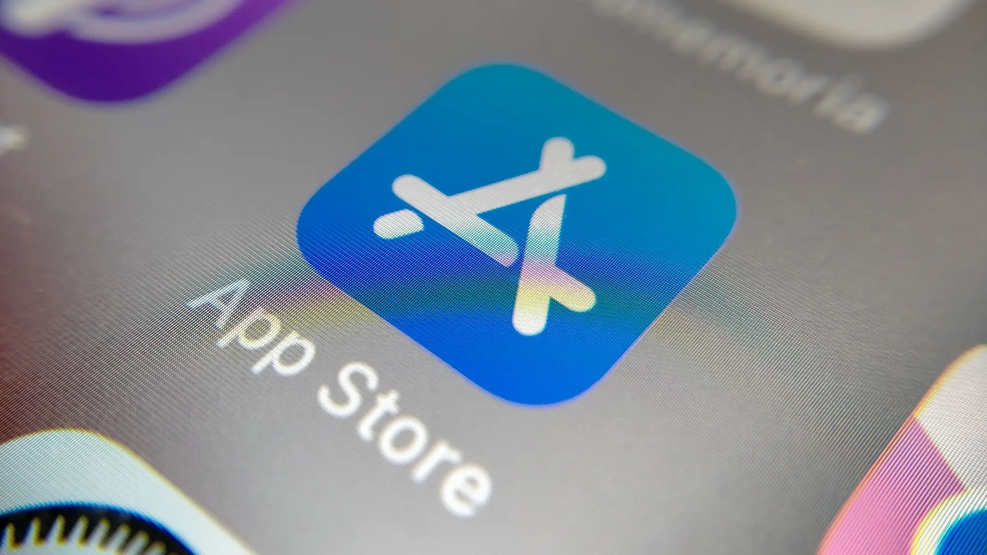 app store apple iphone Shutterstock-6a68b55d20a00.webp
