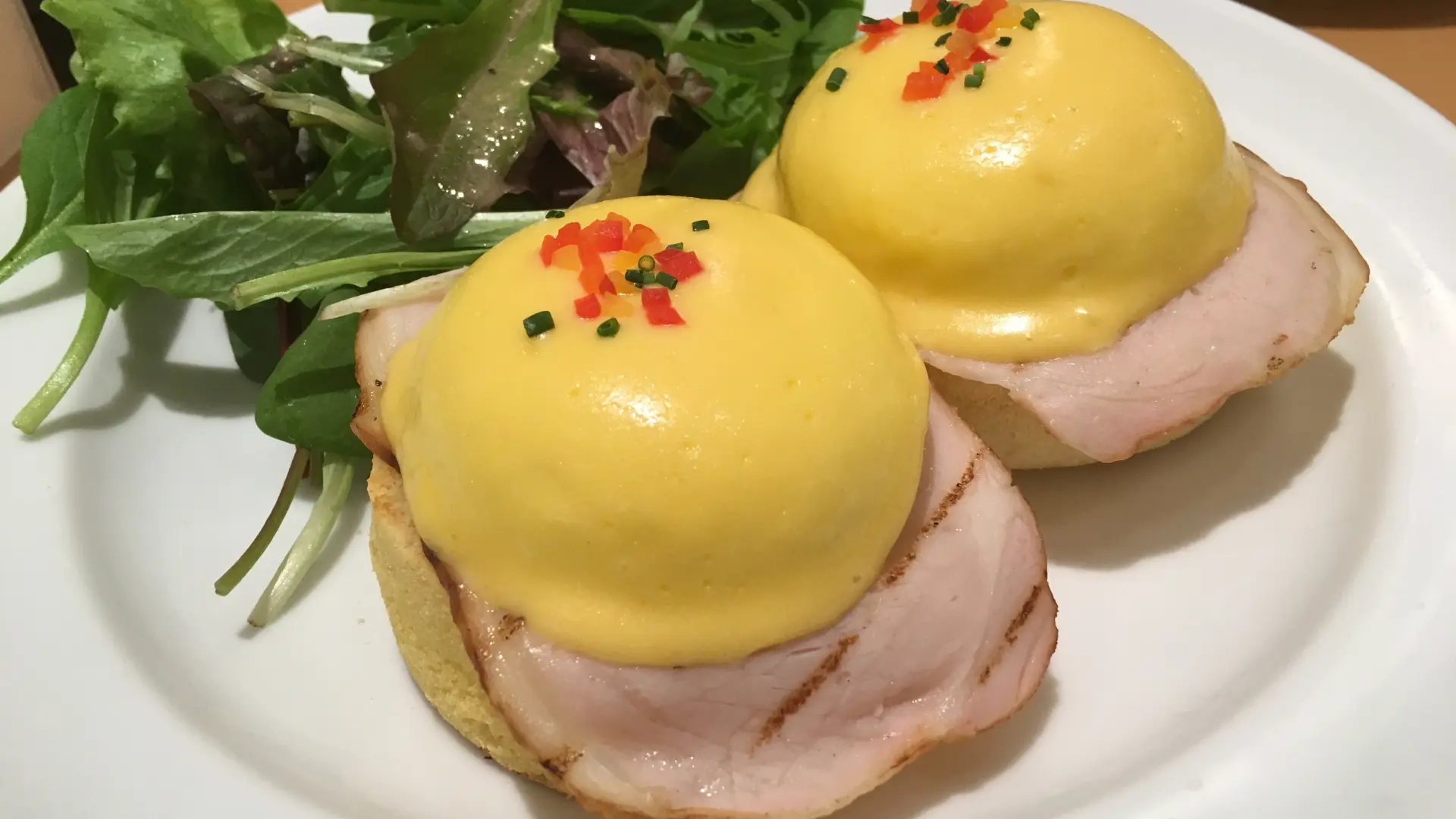 benedikt jaja eggs benedict pixabay dorucak-6a5240ff7c93c.webp