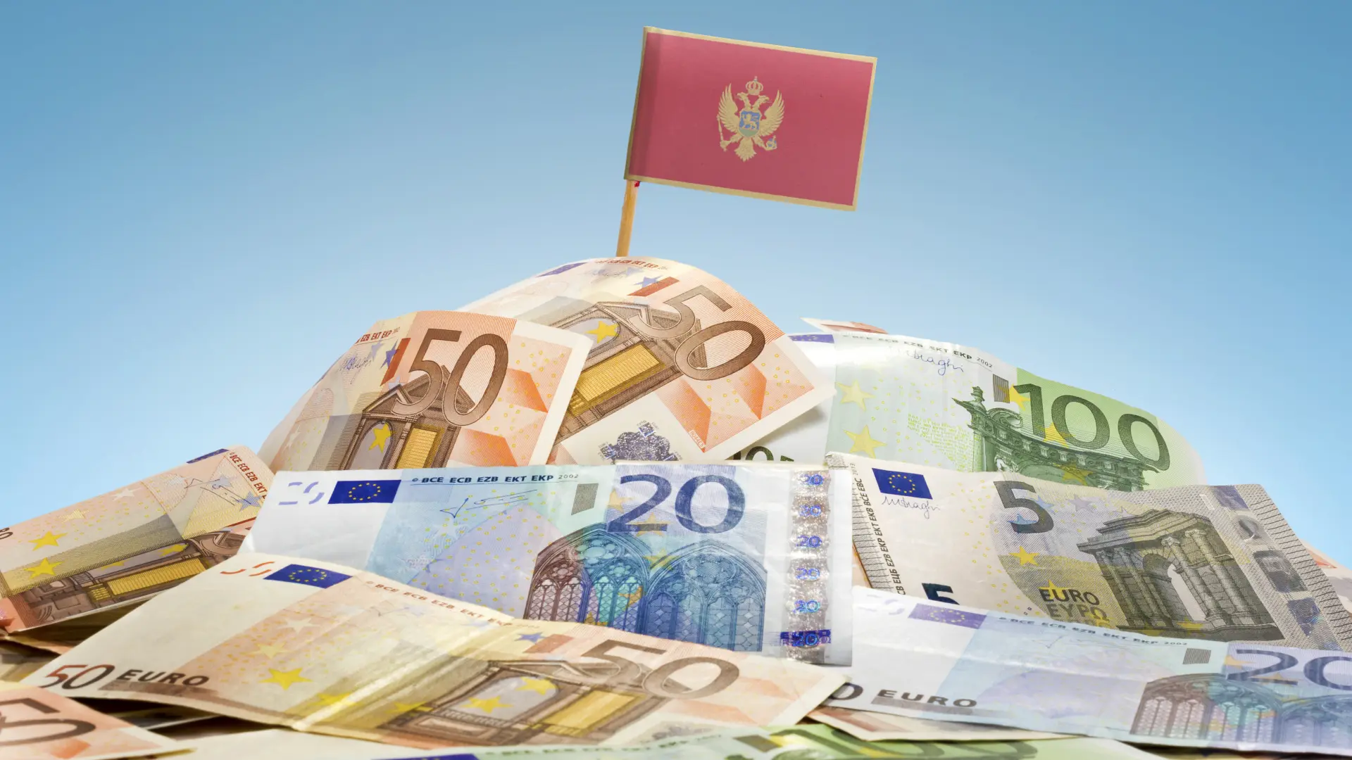 crna gora novacshutterstock_288558944-6a46864c8ceef.webp