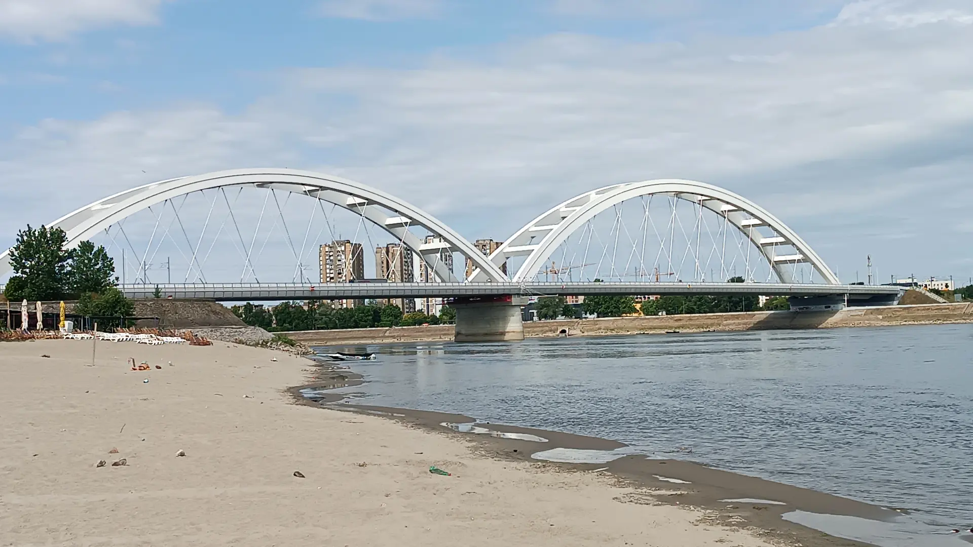 dunav nizak vodostaj novi sadTANJUG Saška Drobnjak-6a4d121a1638f.webp