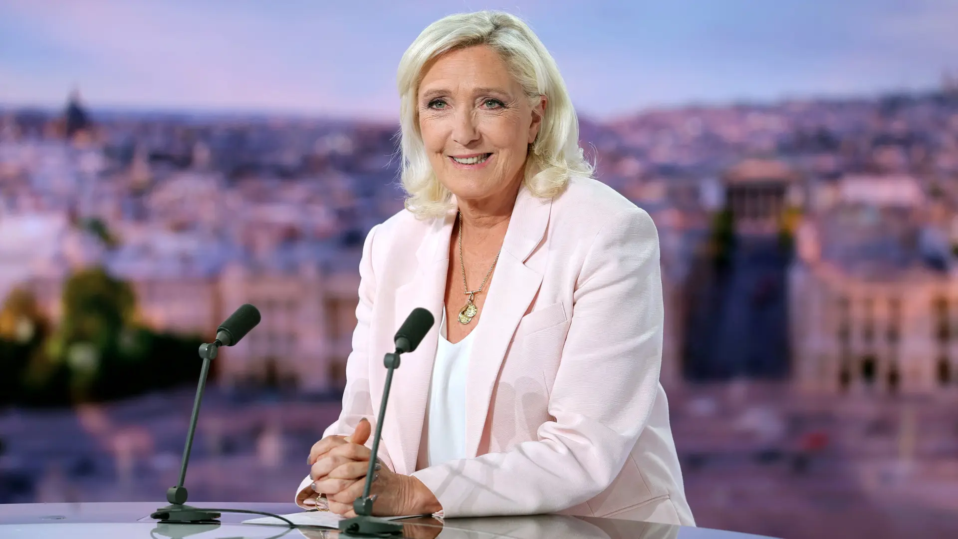 marin le pen Christian HartmannPool Photo via AP-6a4d4bc8db3d4.webp