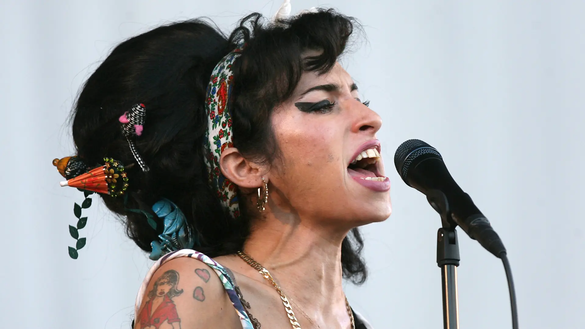 profimedia-0597375129 ejmi vajnhaus amy winehouse-6a64a4a5d56b3.webp