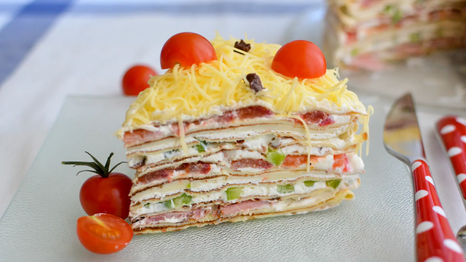 shutterstock_735463543 slana torta oblanda-6a608e5686bf0.webp