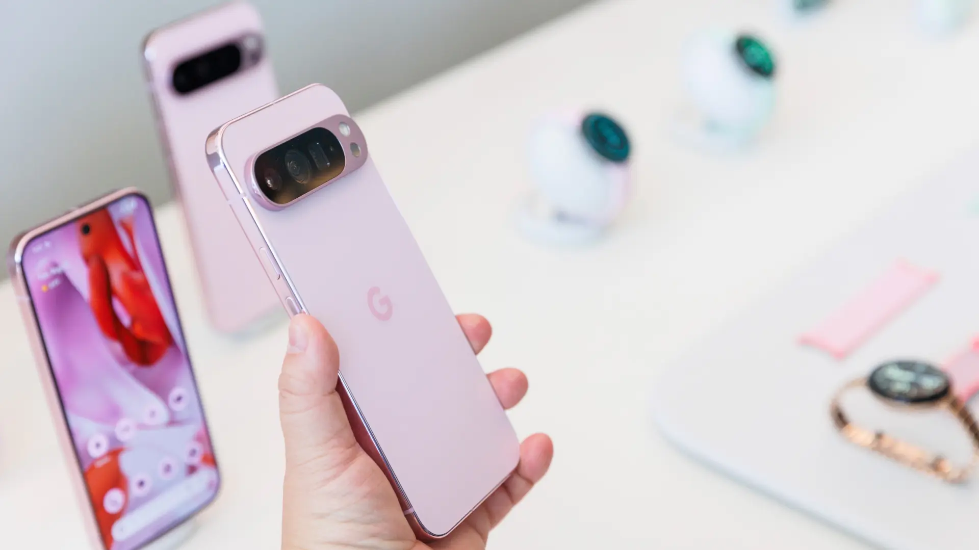 Google Pixel mobilni telefoni Tanjug AP Photo Juliana Yamada-6a7d86859b535.webp
