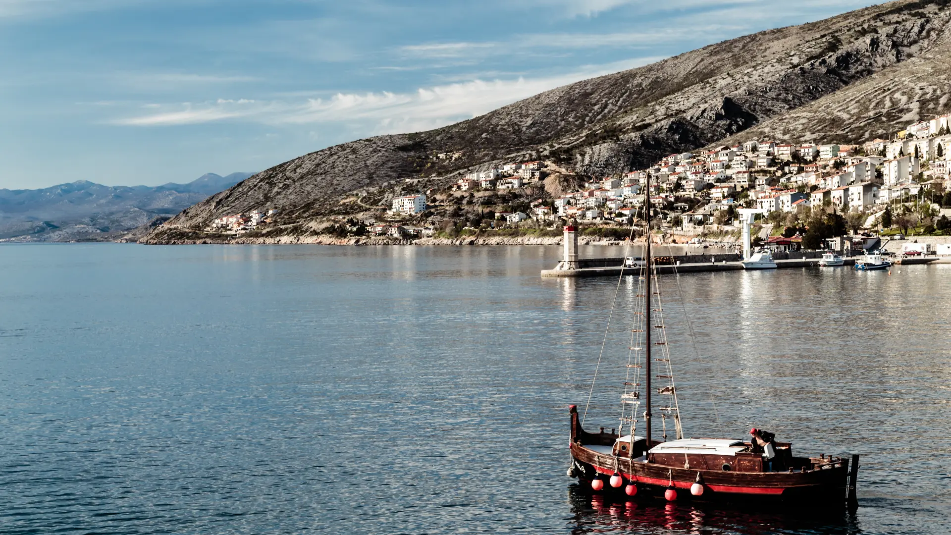 Hrvatska Senj more letovanje brod plaža shutterstock_1535699816-6a7c40d4288e5.webp