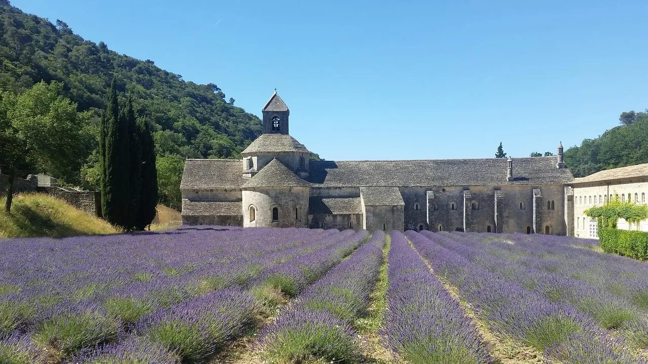 Luberon, Provansa, Francuska, putovanja, pixabay-6a82d9d49483b.webp