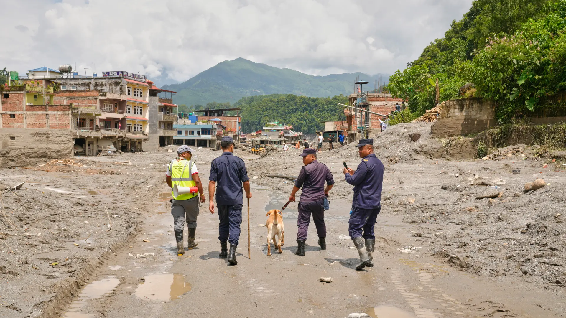 Nepal  Tanjug AP PhotoDar Yasin-6a92e18a7fc6d.webp