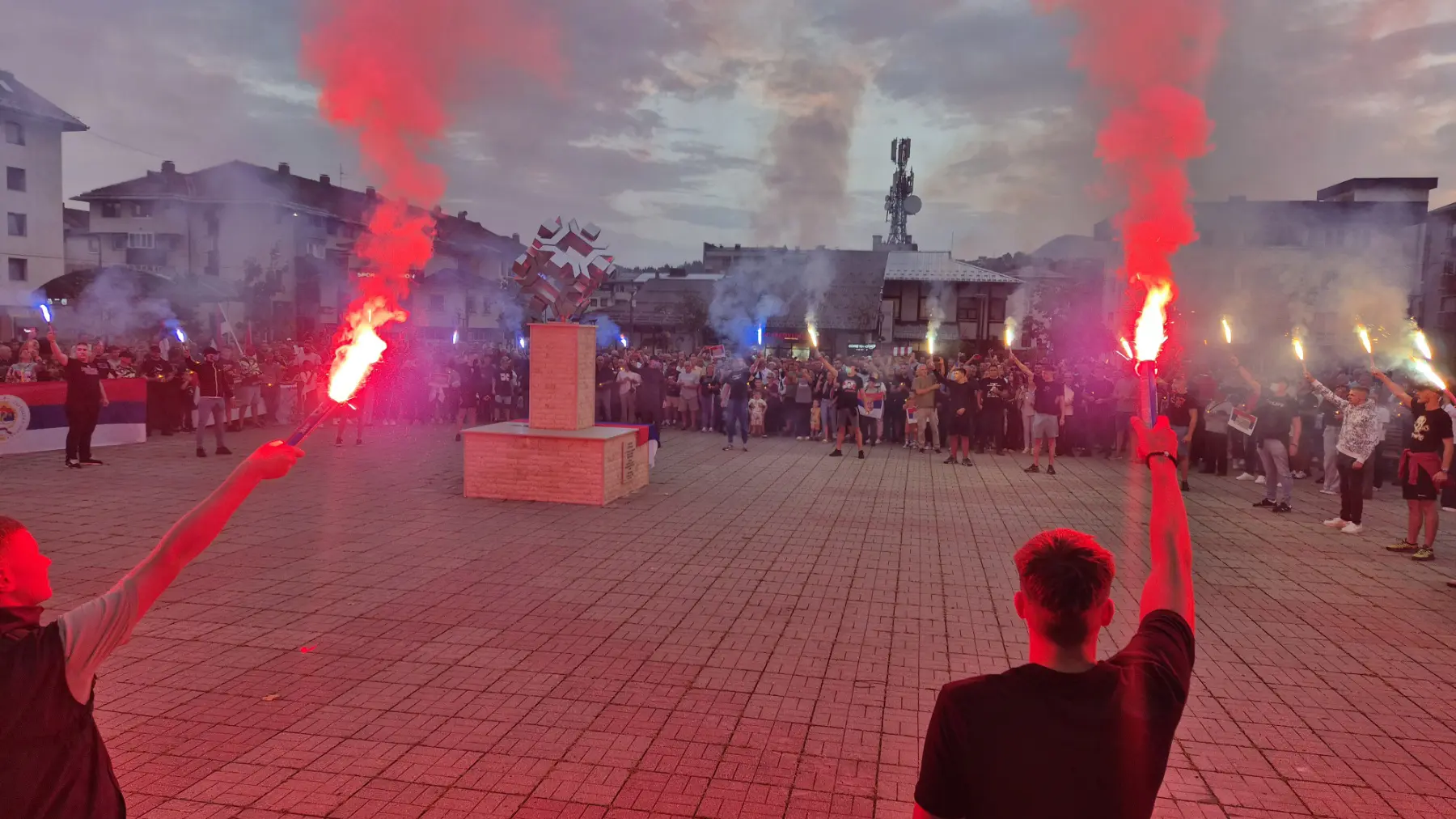 Ratko Mladić počast Pale TANJUG FOTO SRNA Maja Brčkalo bg-6a9330e8aefe5.webp