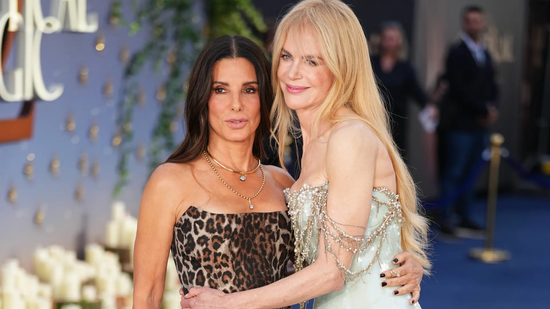 Scott A GarfittInvisionAP nikol kidman sandra bulok praktična magija 2-6a901be9136b3.webp