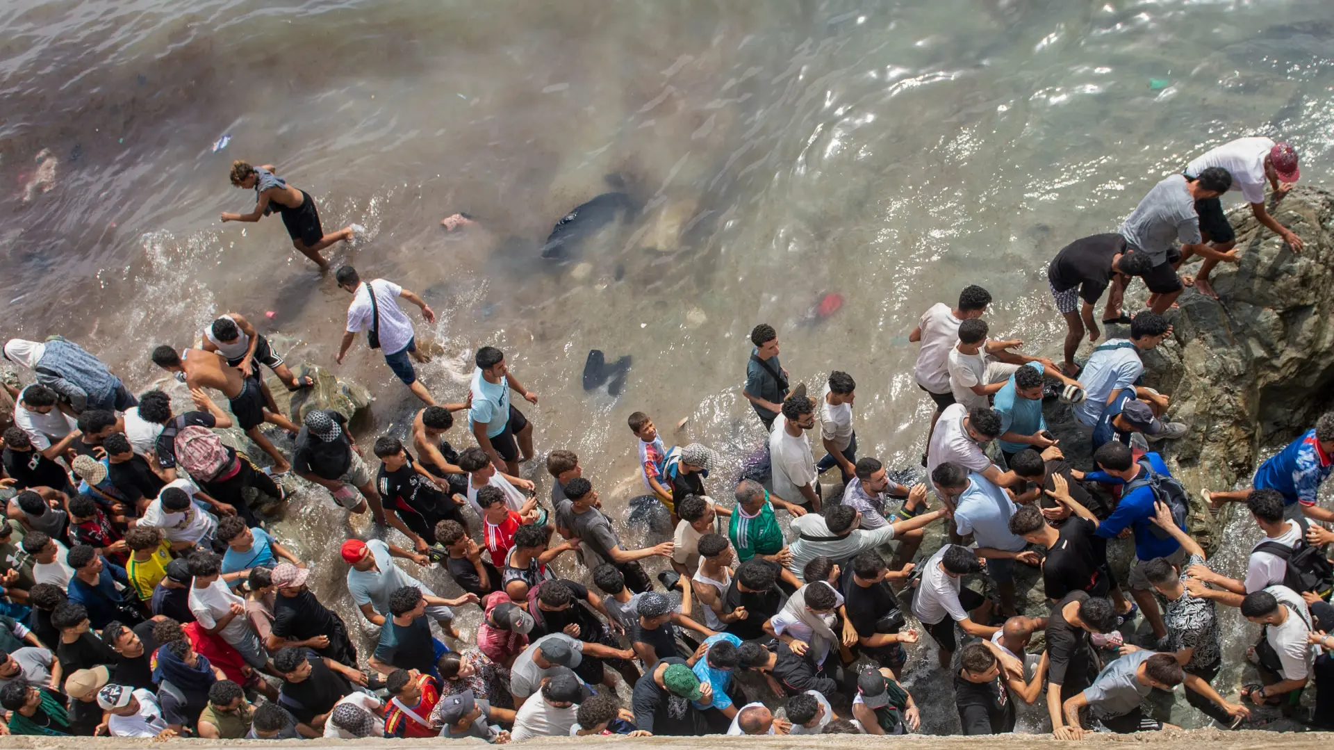 Tan2026-07-3119080194_8 migranti seuta maroko spanija ap photo-6a6dea4ccf543.webp