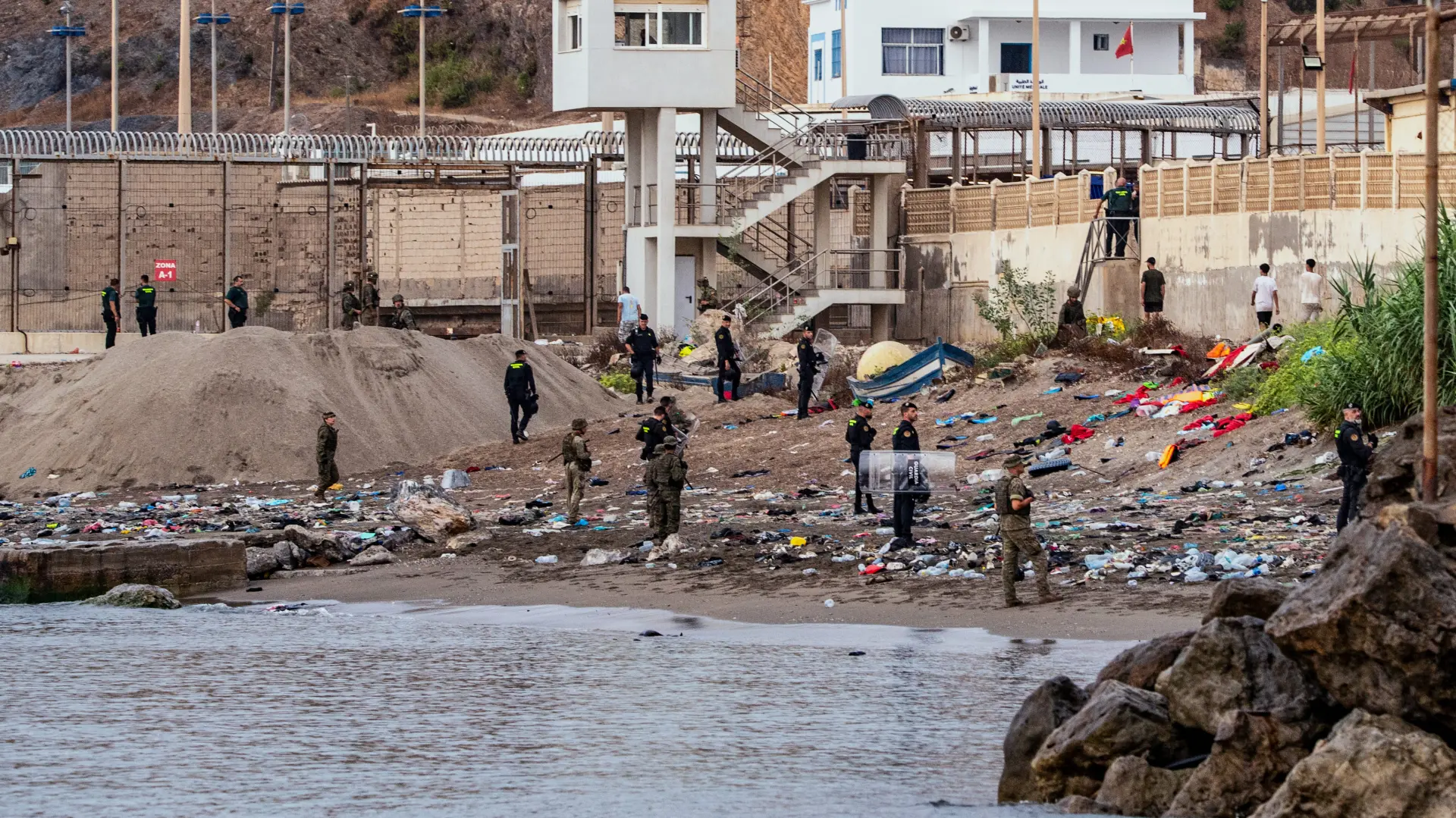 Tan2026-08-0109311992_4 seuta migranti maroko spanija AP PhotoAntonio Sempere-6a6dbd9b43226.webp