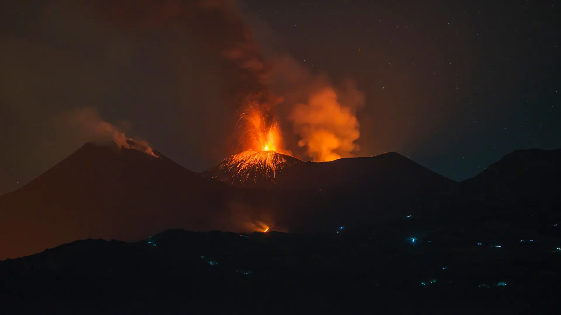 Tan2026-08-1414041848_8 vulkan etna sicilija AP PhotoSalvatore Allegra-6a8590abc3309.webp