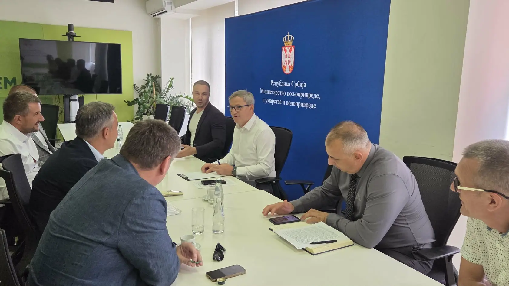 Tan2026-08-1911223298_9 dragan glamovic uljari sastanak ministarstvo poljoprivrede-6a857f2588dce.webp