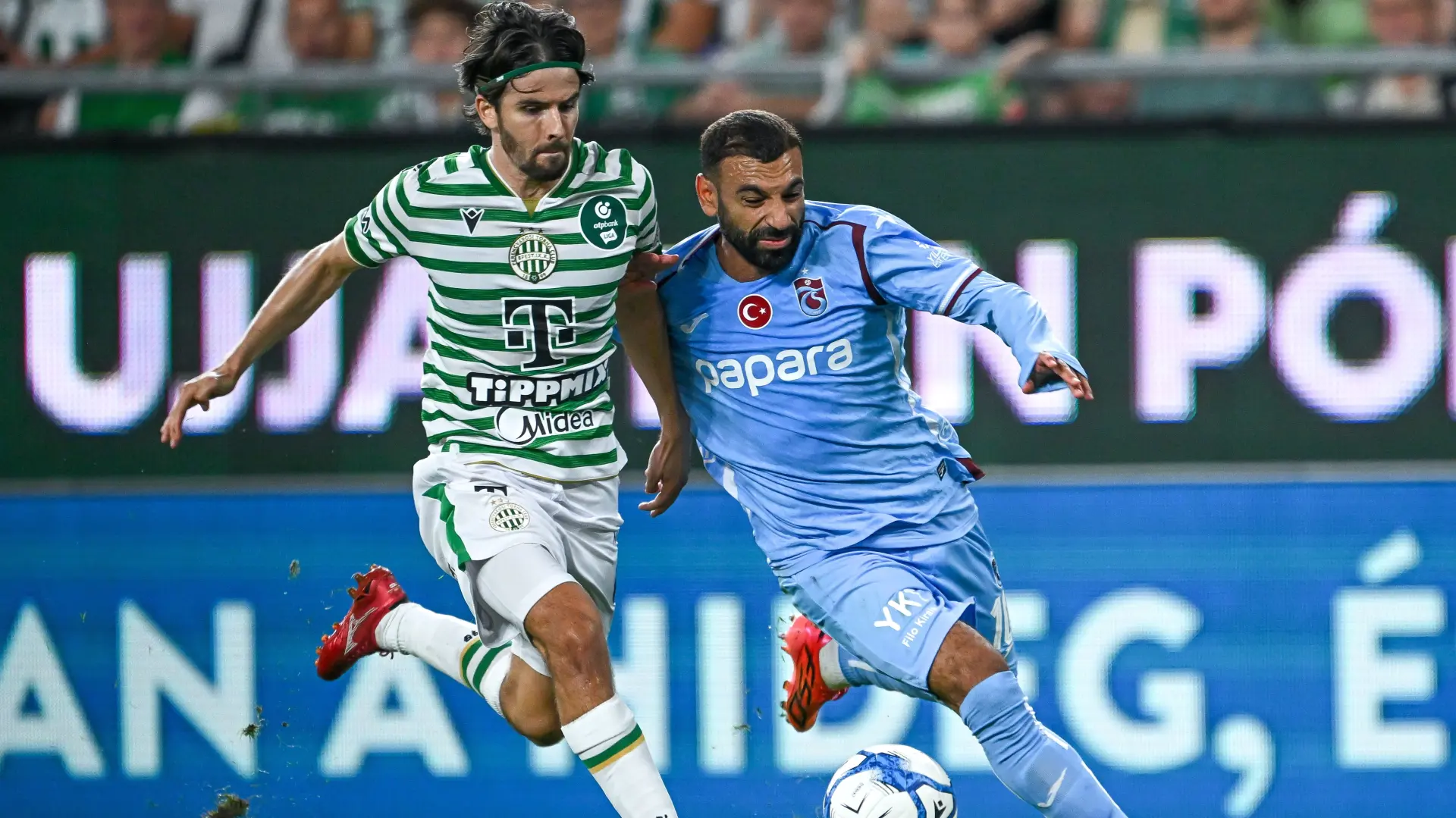 Tan2026-08-2722271960_8 mohamed salah adam nagi trabzon ferencvaros Robert HegedusMTI via AP-6a913b4a37713.webp