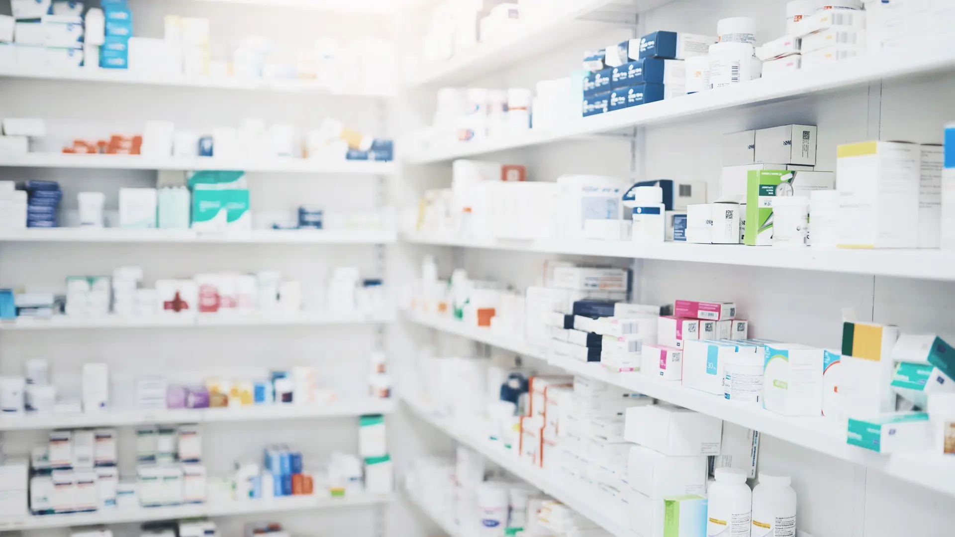 apoteka lekovi farmacija shutterstock_2488685213-6a72ef4fdaf2a.webp