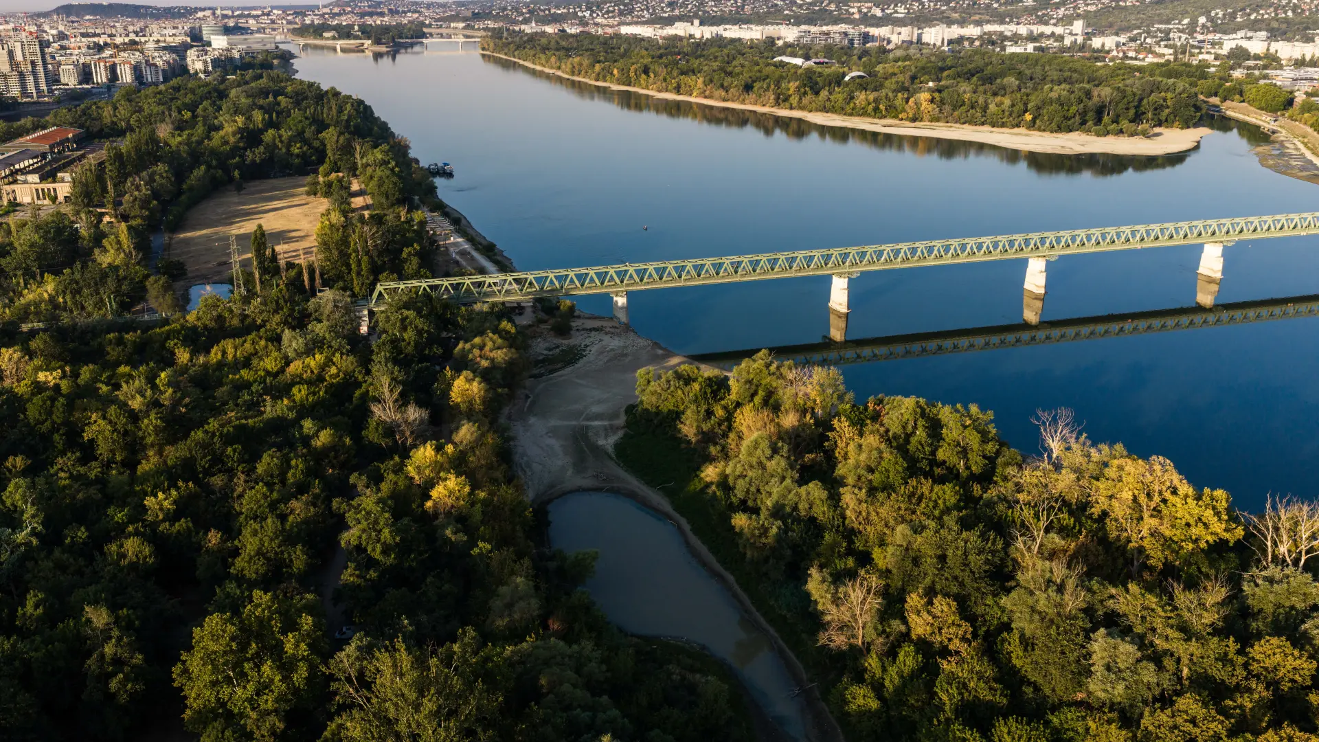dunav mađarska budimpeštaREUTERSMarton Monus-6a7456fc32923.webp