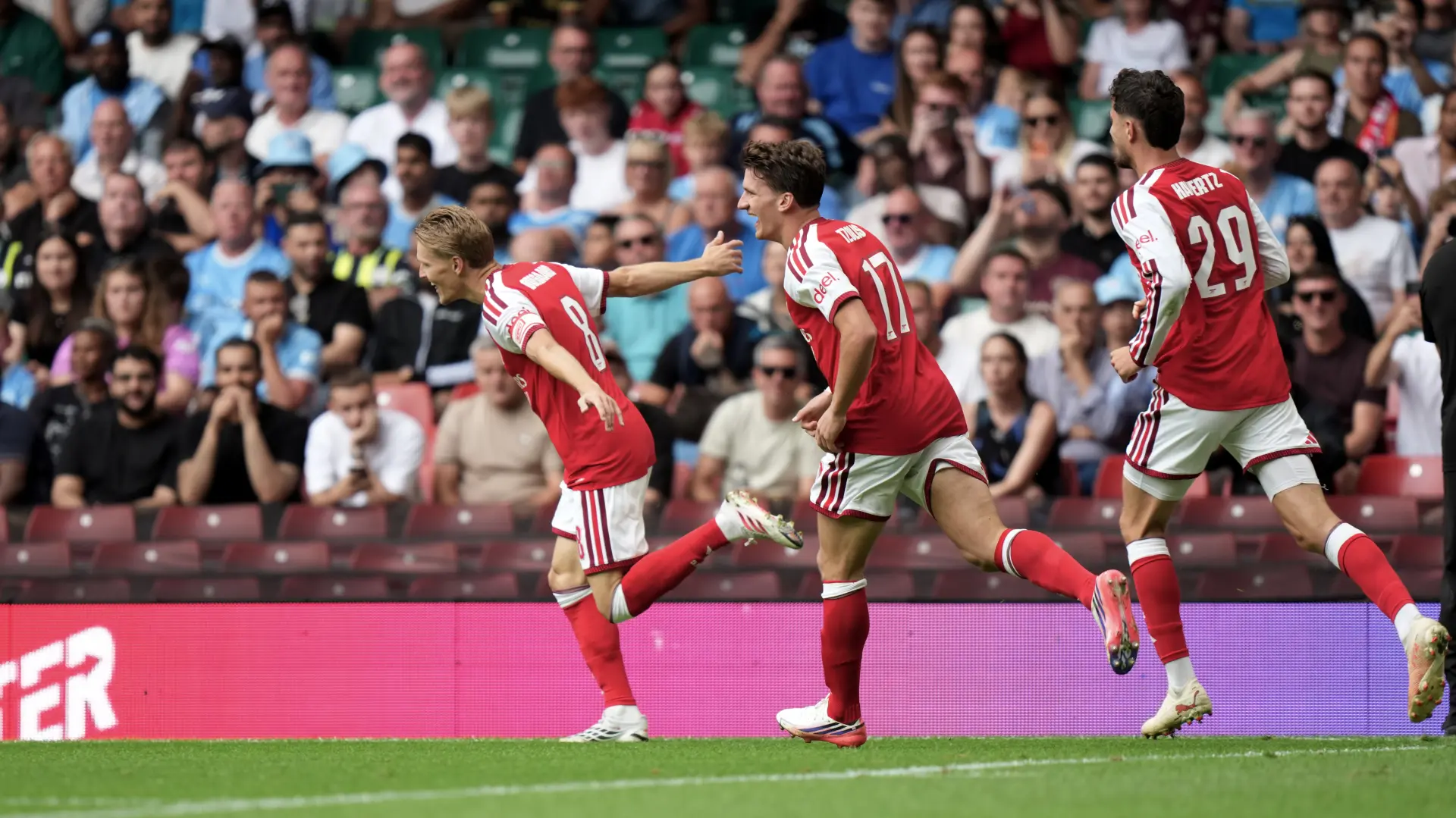 fk arsenal AP PhotoAlastair Grant-6a81e36dc721b.webp