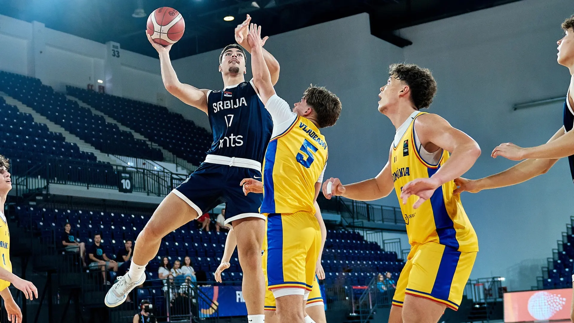 košarkaši srbije u16-6a777275759cb.webp