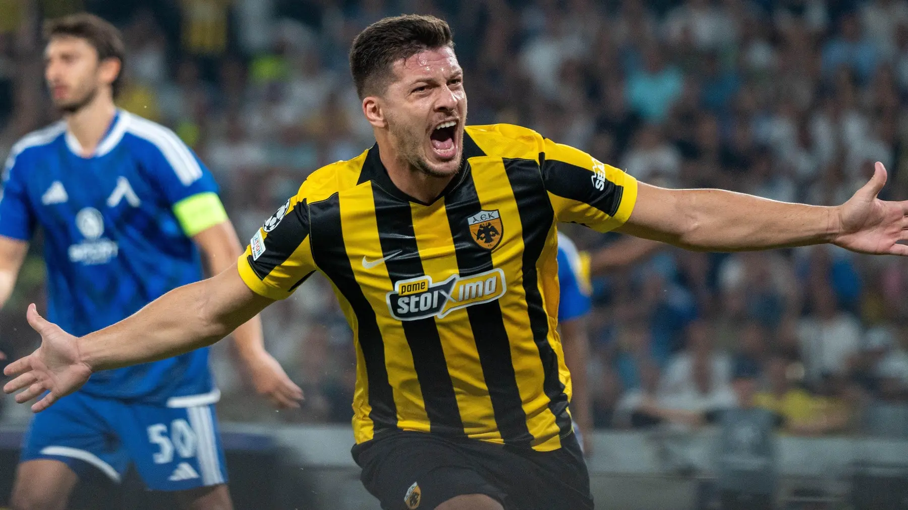 profimedia-1128757126 luka jovic aek-6a8ffae88b4fa.webp
