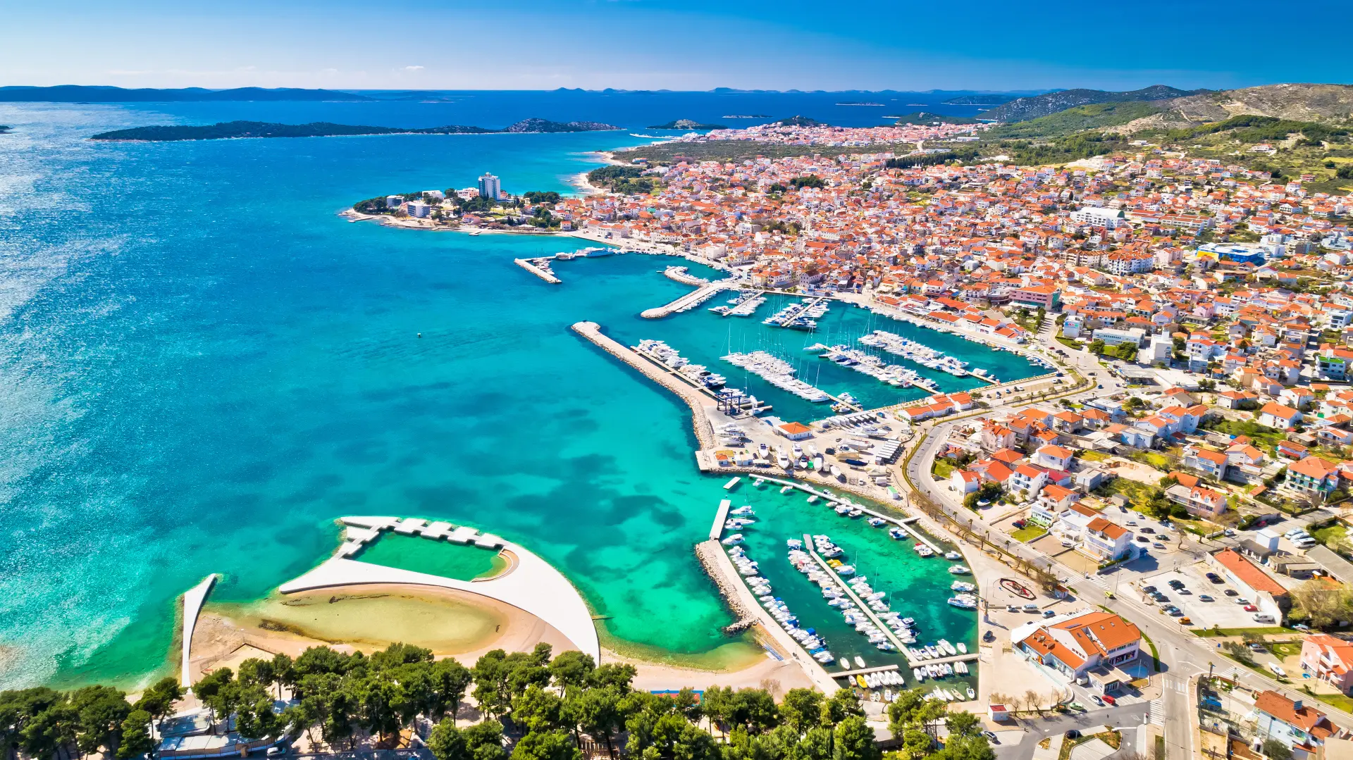 shutterstock_1954850536 vodice hrvatska-6a79d1cd924fd.webp