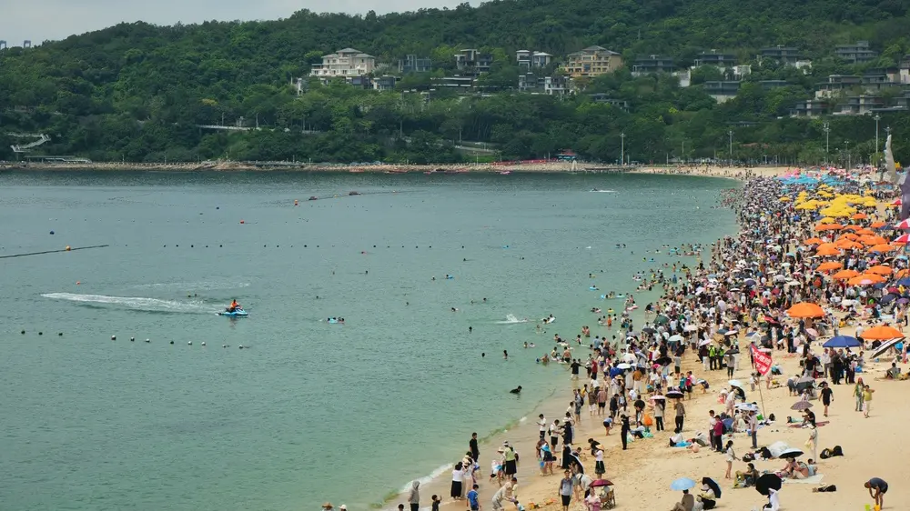 shutterstock_2818016961 plaža Šenšen, Kina, plaža, more, putovanja-6a83094719c6e.webp