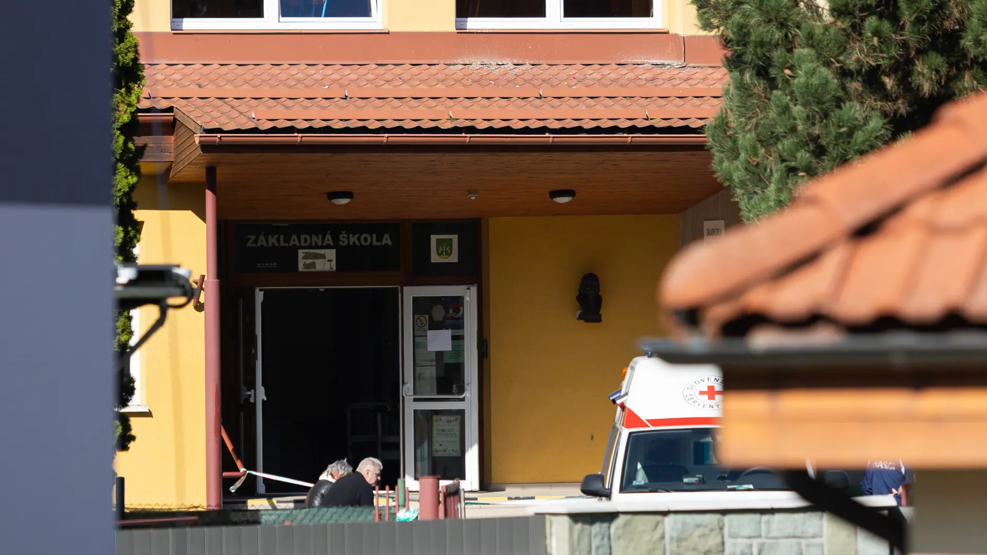 Škola Slovačka napad Tanjug Daniel StehlikTASR via AP)-6abbef57ee702.webp