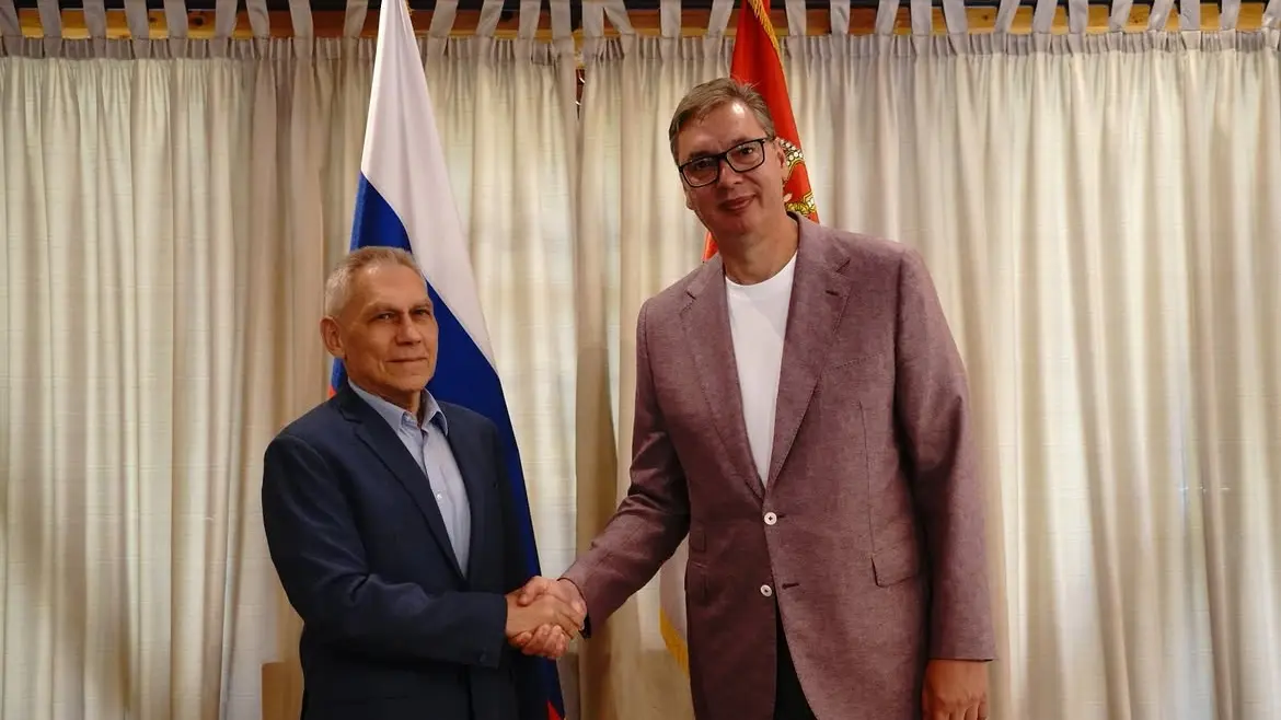 Aleksandar Vučić i Bocan-Harčenko-6aa54a6fe406e.webp