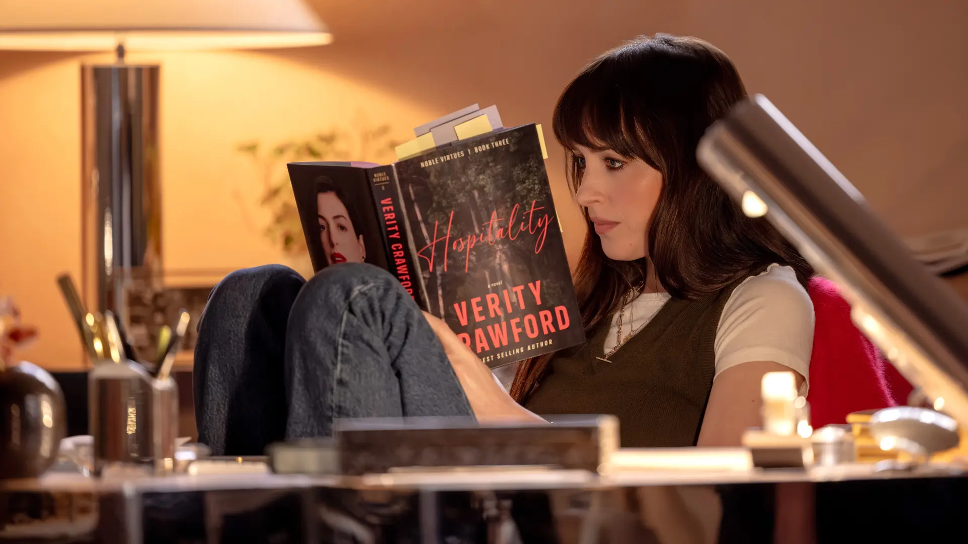 Alisha WetherillAmazonMGM Studios via AP VERITI VERITY DAKOTA DŽONSON-6abb9570e8044.webp